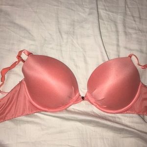 Victoria’s Secret fabulous bra